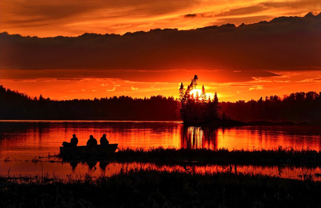 sunset, fishermen, silhouettes-1421010.jpg